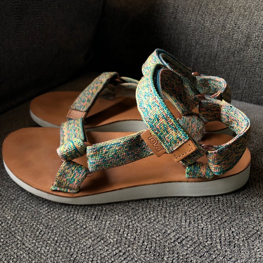 Teva x Jhene Aiko sandal